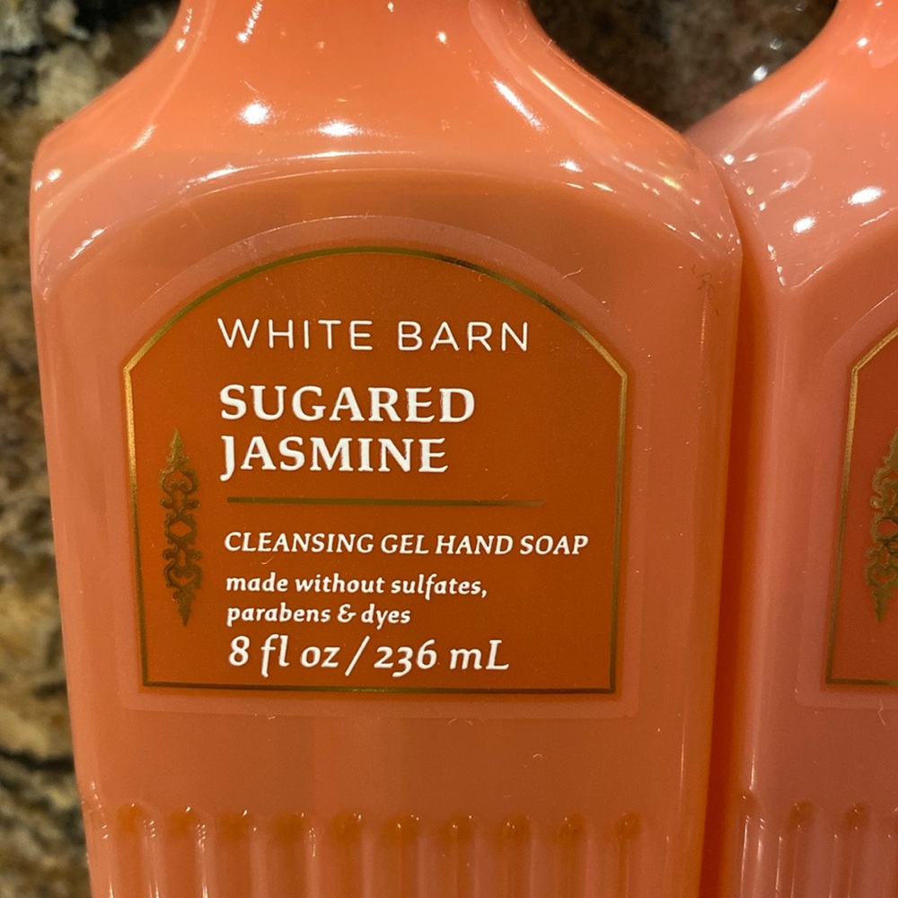 Two (2) “SUGARED JASMINE” BBW, 8.0 fl oz / 236 mL, Cleansing GEL Hand Soap, NWT - Picture 3 of 6